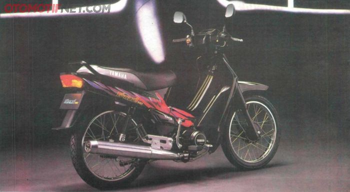 Iklan Yamaha Force 1 tahun 1993 dengan stripping api menyala