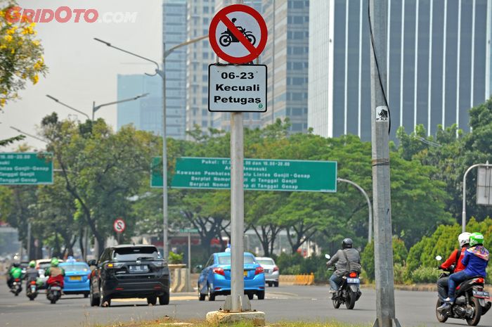 Jalur pemberlakuan pembatasan pelat nomor ganjil genap