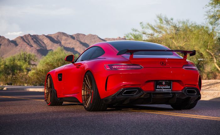 Tampilan belakang Mercedes-AMG GT S garapan Creative Bespoke