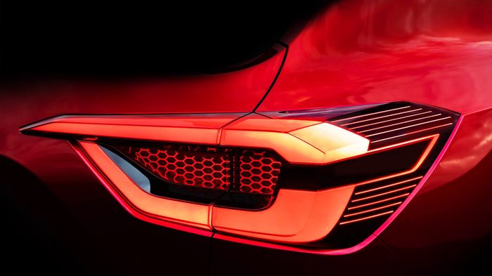 Teaser SUV yang kemungkinan merupakan Nissan Magnite