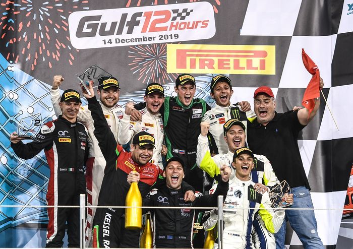 Tapi secara keseluruhan Valentino Rossi, Luca Marini, dan Alessio Saluci meraih podium ketiga di Gulf 12 Hours 2019