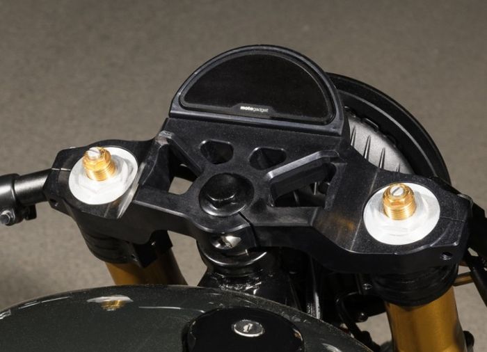 Area kokpit dibuat serba minimalis