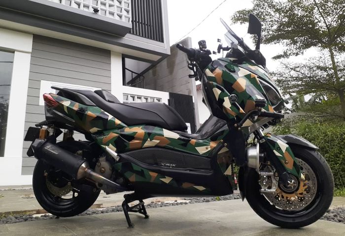 Yamaha XMAX custom cat ala army Indonesia