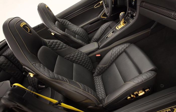 Jok ekslusif Porsche 911 Stinger GTR 