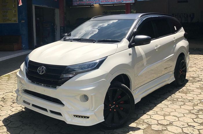 All-New Daihatsu Terios dengan body kit Series 2 buatan Putra Jaya Auto Car