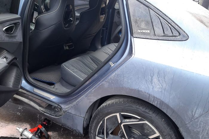 BYD terbakar di Jakarta Barat