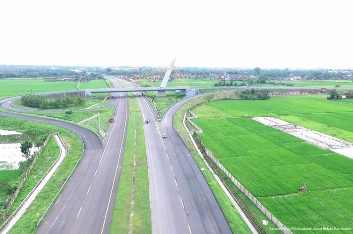 Jalan Tol Solo-Ngawi