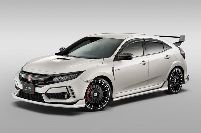 Honda Civic Type R pakai body kit dari Mugen 