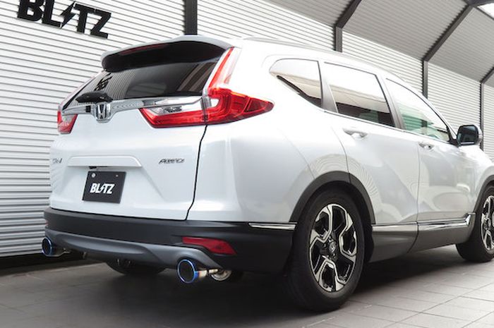 Honda CR-V pakai knalpot baru N&uuml;r Spec Custom lansiran Blitz