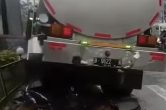 Kecelakaan maut truk tanki yang diduga alami rem blong di Balaraja