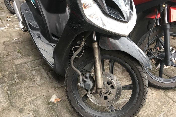 Sokbreker Yamaha Mio karburator