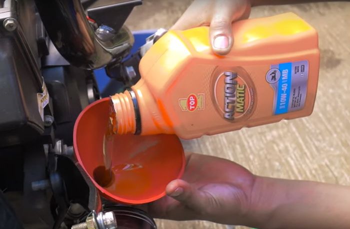 Oli TOP 1 Action Matic