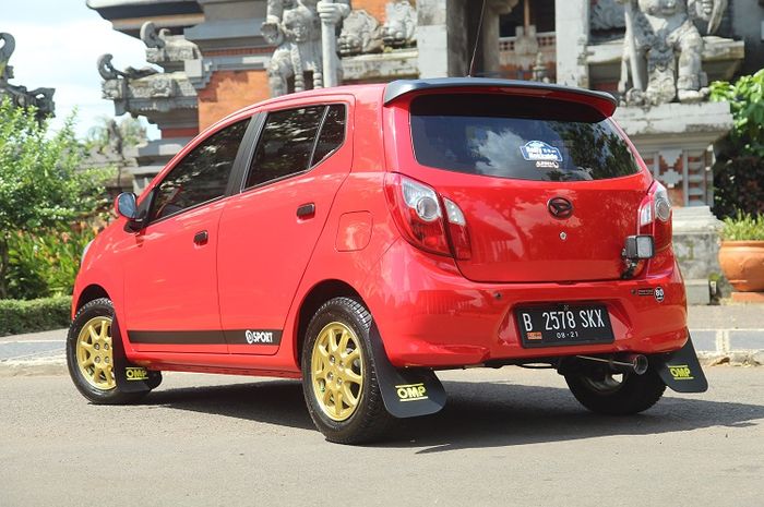 Tampilan belakang modifikasi Daihatsu Ayla rally look