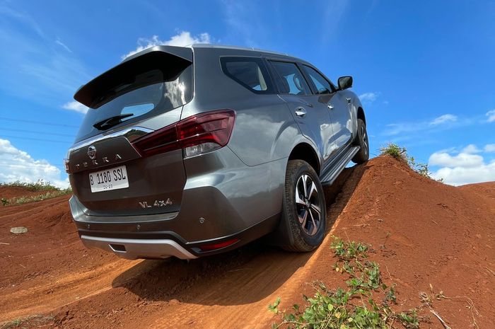 Nissan Terra VL 4x4 2023