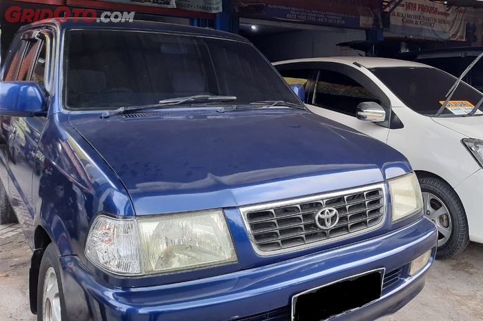 Kijang Kapsul LGX  