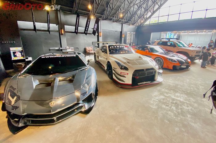 Mobil eksotis yang hadir di IMX diboyong ke IMX Hub supaya bisa dinikmati tak hanya di event