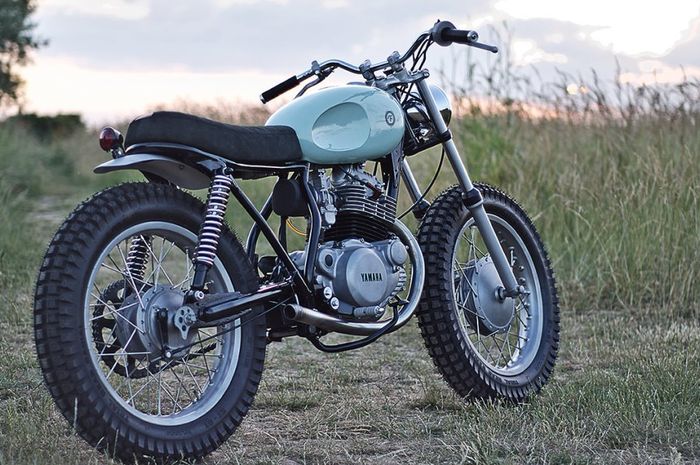 Yamaha SR250 custom brat-tracker besutan Auto Fabrica