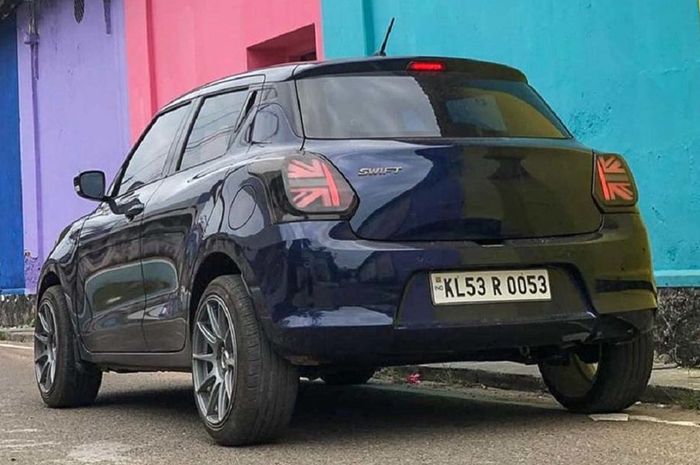 Suzuki Swift pakai lampu MINI Cooper