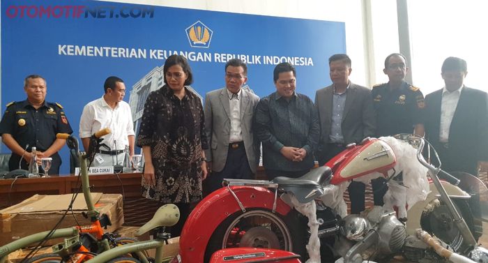 Konferensi pers penyelundupan Harley-Daividson oleh oknum Garuda Indonesia (5/12/2019)