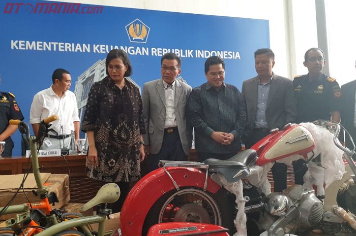 Konferensi pers penyelundupan Harley-Daividson oleh oknum Garuda Indonesia (5/12/2019)