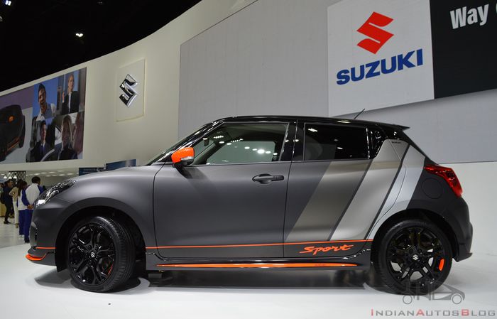 Tampilan samping modifikasi Suzuki Swift Sport pakai kelir Moger