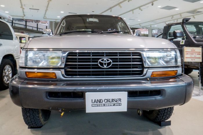 Toyota Land Cruiser J80