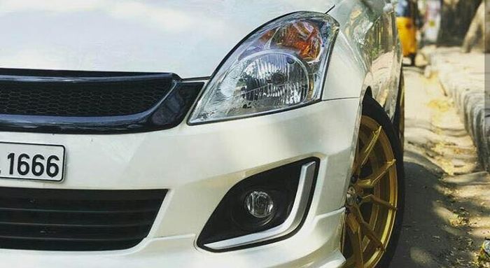 Tampilan depan modifikasi simpel Suzuki Swift