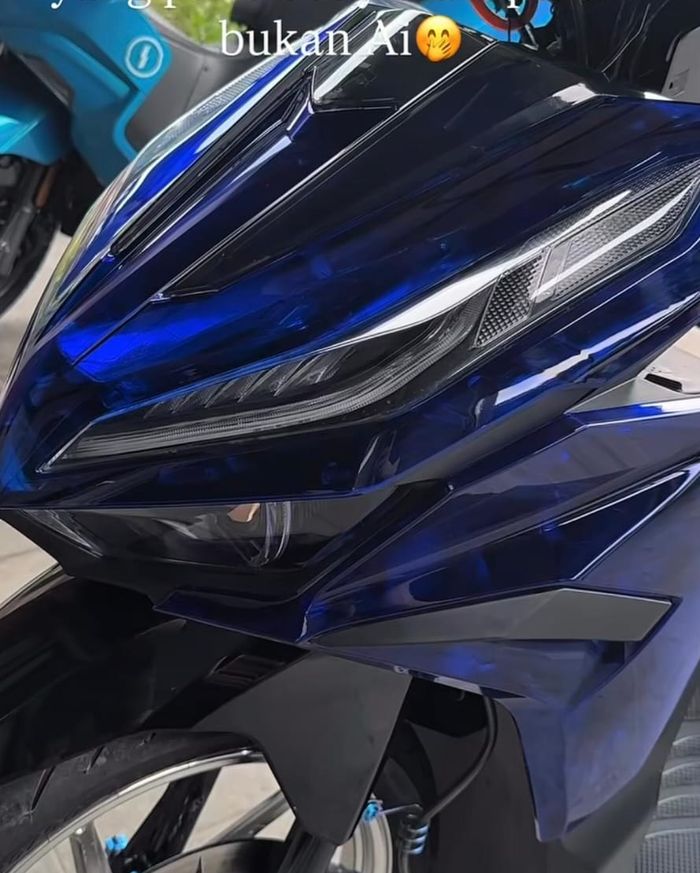 Honda Vario 125 setelah pasang cover body transparan 
