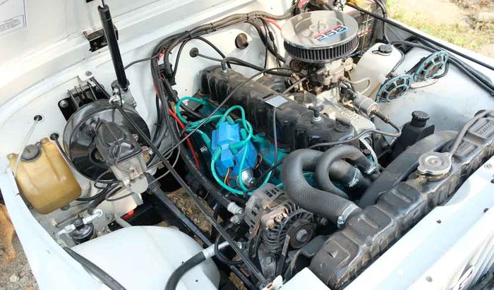 Mesin 1HD-T tenaganya lebih dari cukuplah buat FJ40