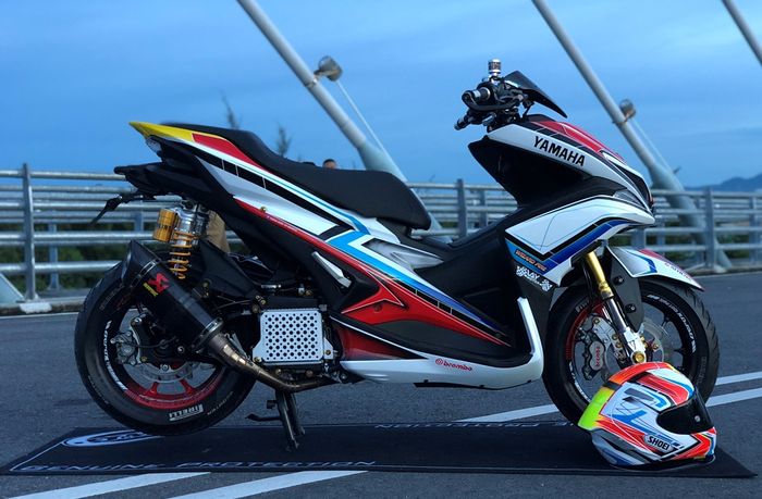 Yamaha Aerox 155 VVA berkelir &ldquo;Shoei X14&rdquo; besutan Jemi Moris