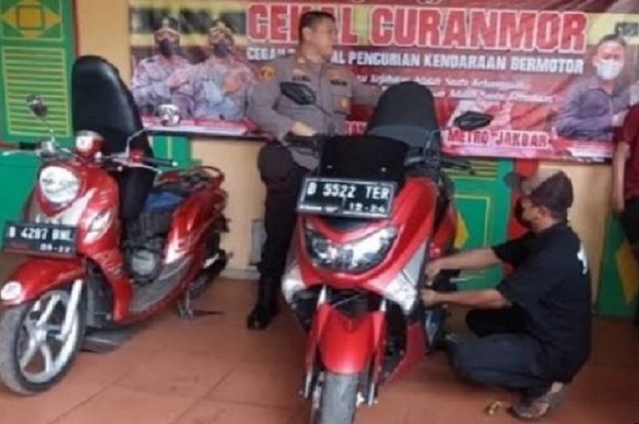 Yamaha NMAX aman parkir di depan rumah pasang tombol ajaib prosesnya cuma 10 menit.