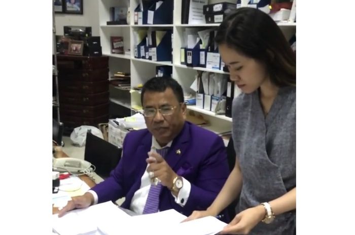 Hotman Paris unggah video terbaru komentari kasus model cantik