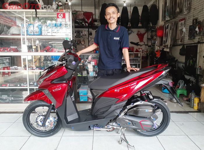 Bro Chaul dengan Honda Vario 150 kesayangannya