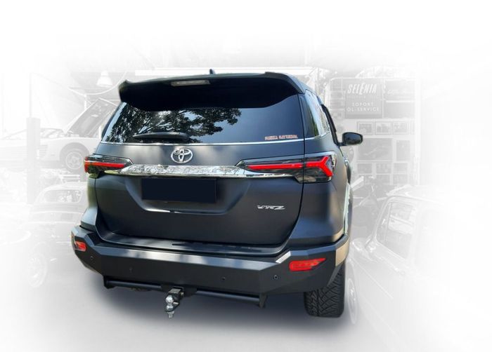 Toyota Fortuner VRZ modifikasi bumper belakang