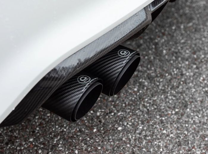 Mesin modifikasi BMW M2 CS menerima pasokan knalpot baru dengan tip karbon