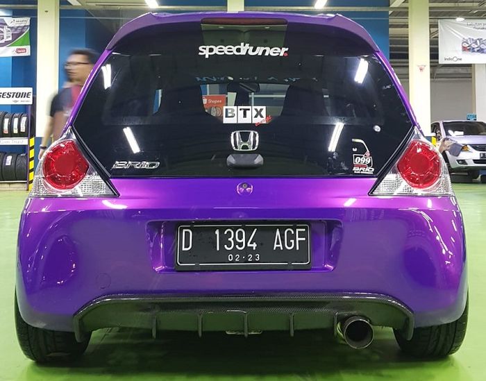 Tampilan belakang Honda Brio facelift Mobilio