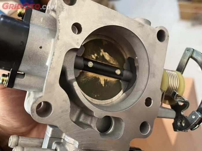 Ilustrasi throttle body mobil