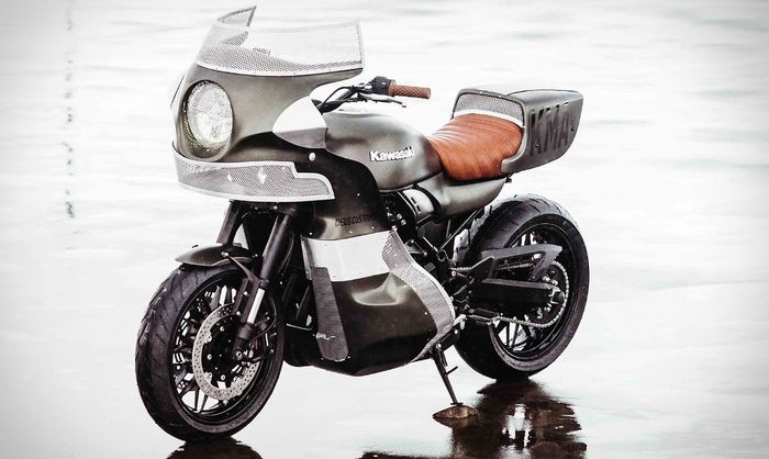 Kawasaki Z900RS cafe racer &ldquo;Mad Max&rdquo; oleh Deus Ex Machina Australia