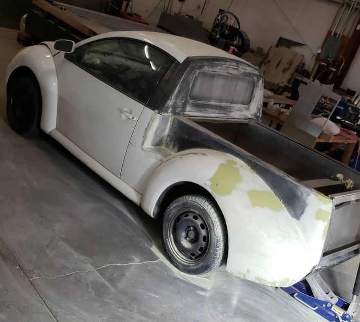 VW Beetle New generasi pertama yang sedang dimodifikasi jadi pikap