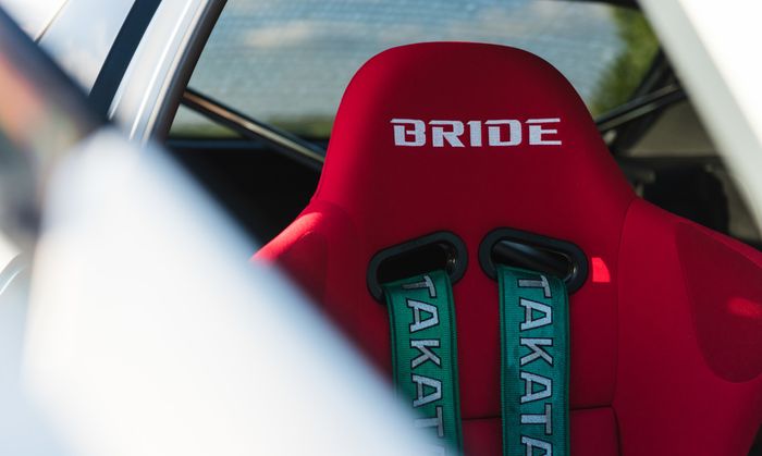 Bucket seta Bride di modifikasi Honda Civic Type R EK9