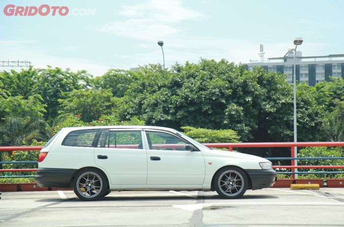 Toyota Caldina wagon