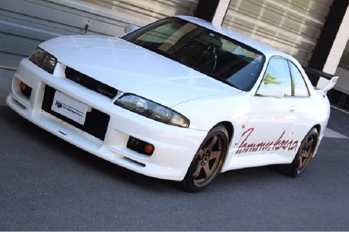 Nissan Skyline R33 GT-R ubahan Tommykaira 