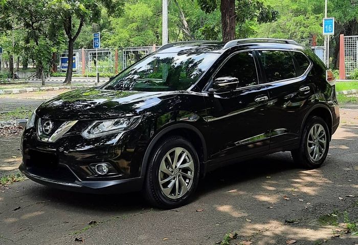 Ilustrasi Nissan X-Trail bekas tahun 2014