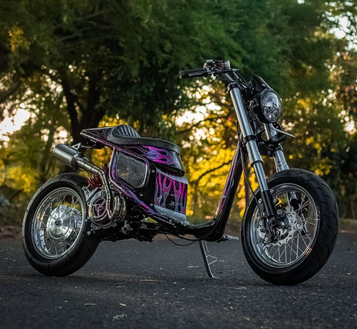 Yamaha Mio street racer garapan Minority Custom.