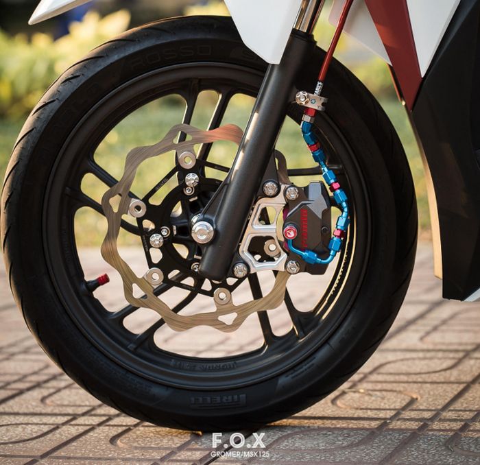 Kaki depan hanya mendapat upgrade rem