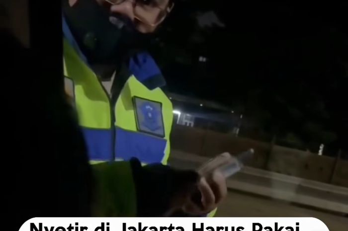 Viral nyetir di Jakarta harus pakai SIM Jakarta