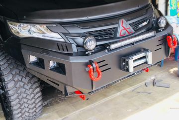 Ganti Bumper Pajero Sport Pakai Bull Bar Siapkan Uang Segini Gridoto Com