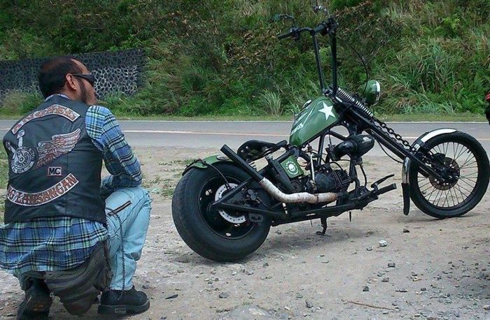 Yamaha Jupiter Z custom chopper besutan Rob Malapitan