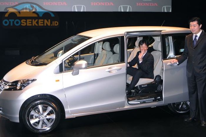 Honda Freed menjadi MPV sliding door dengan harga bekas Rp 100 jutaan