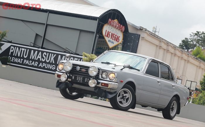  Toyota Corona 2000 1977 warisan oma didandan rally